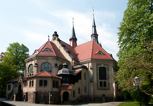 kircheaussen1